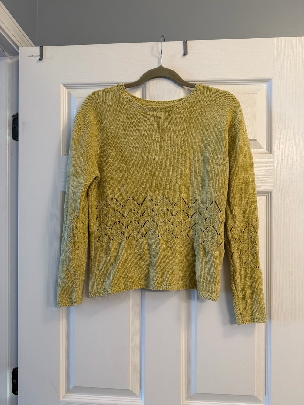 Light Green Knit Crewneck Sweater - Women's